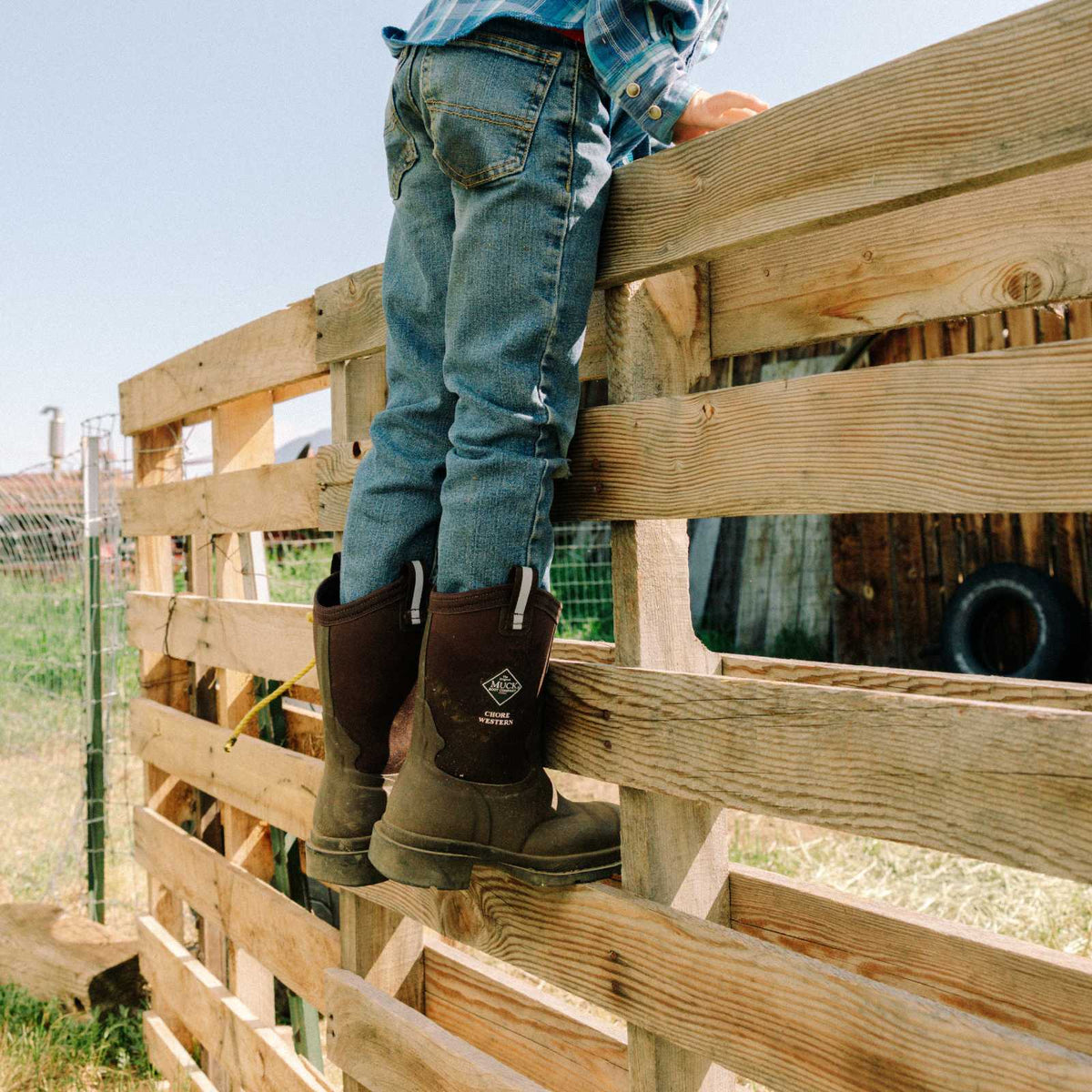 Big Kids' Chore Western Boot - Brown | Muck Boot Company
