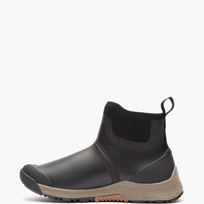 Men's Outscape Chelsea Slip On - Black | Muck Boot Company