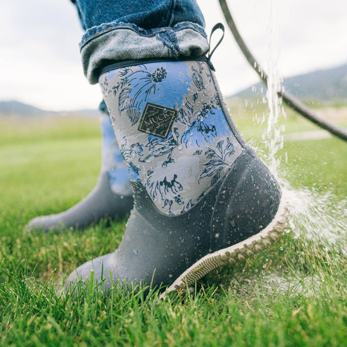 Muckster II Women's Mid Boot - India Ink/Floral | Muck Boot Company