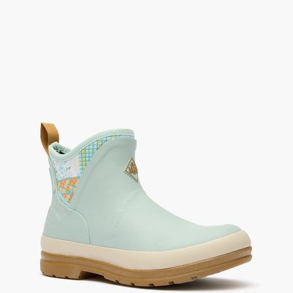 Women's Originals Ankle Boot - Blue Quilted Floral | Muck Boot Company