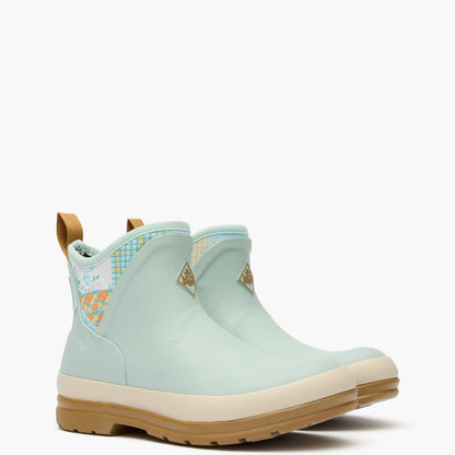 Women's Originals Ankle Boot - Blue Quilted Floral | Muck Boot Company