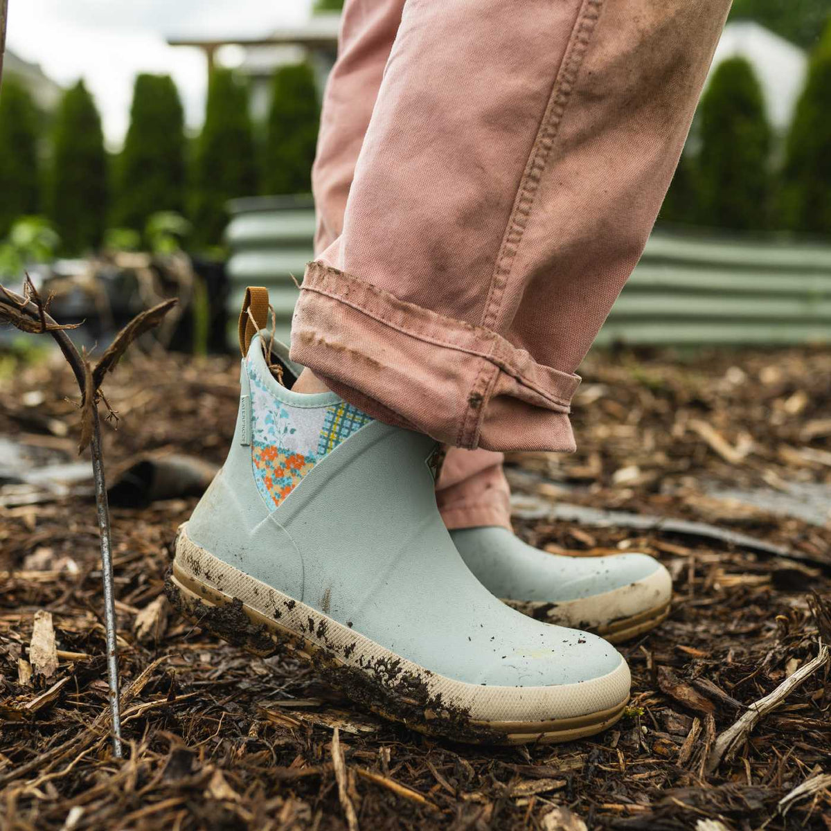 Women's Originals Ankle Boot - Blue Quilted Floral | Muck Boot Company