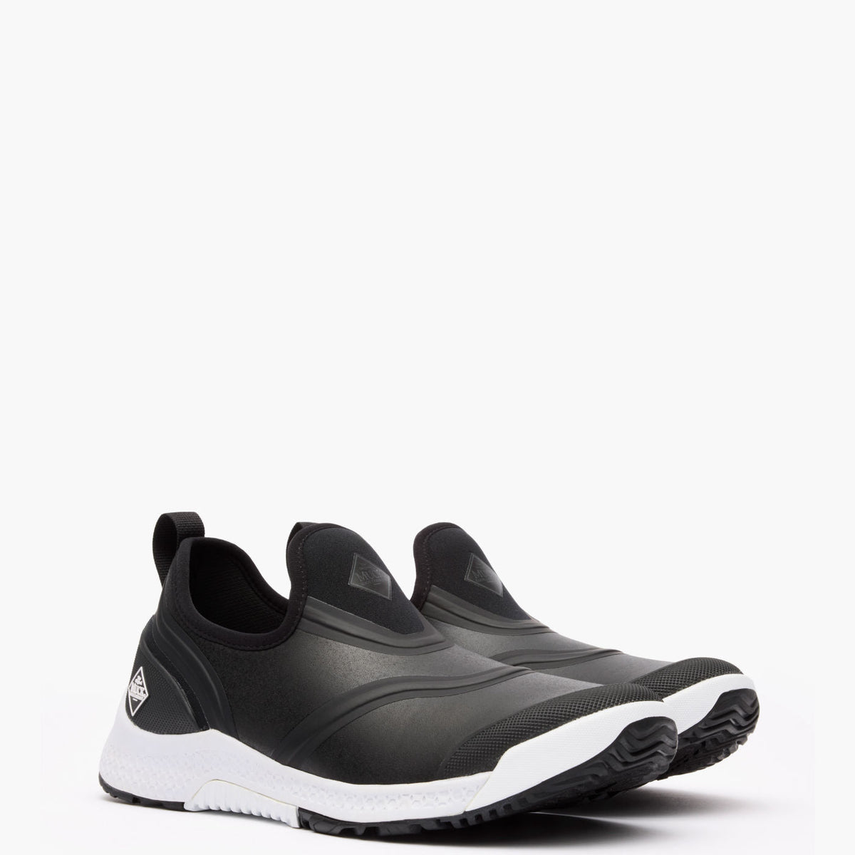 Women's Outscape Slip On - Black/White | Muck Boot Company