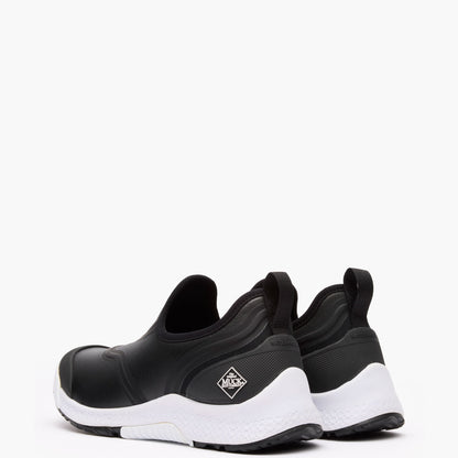 Women's Outscape Slip On - Black/White | Muck Boot Company