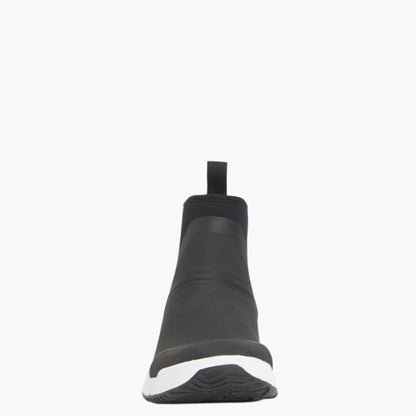 Women's Outscape Chelsea Slip On - Black | Muck Boot Company